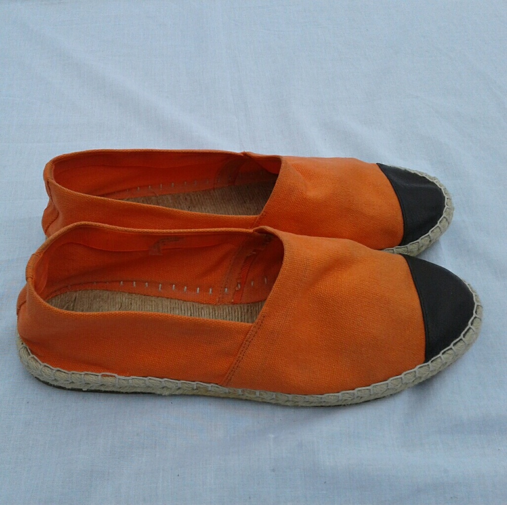 Saks Fifth Avenue BLUE Espadrille Flat Sandals